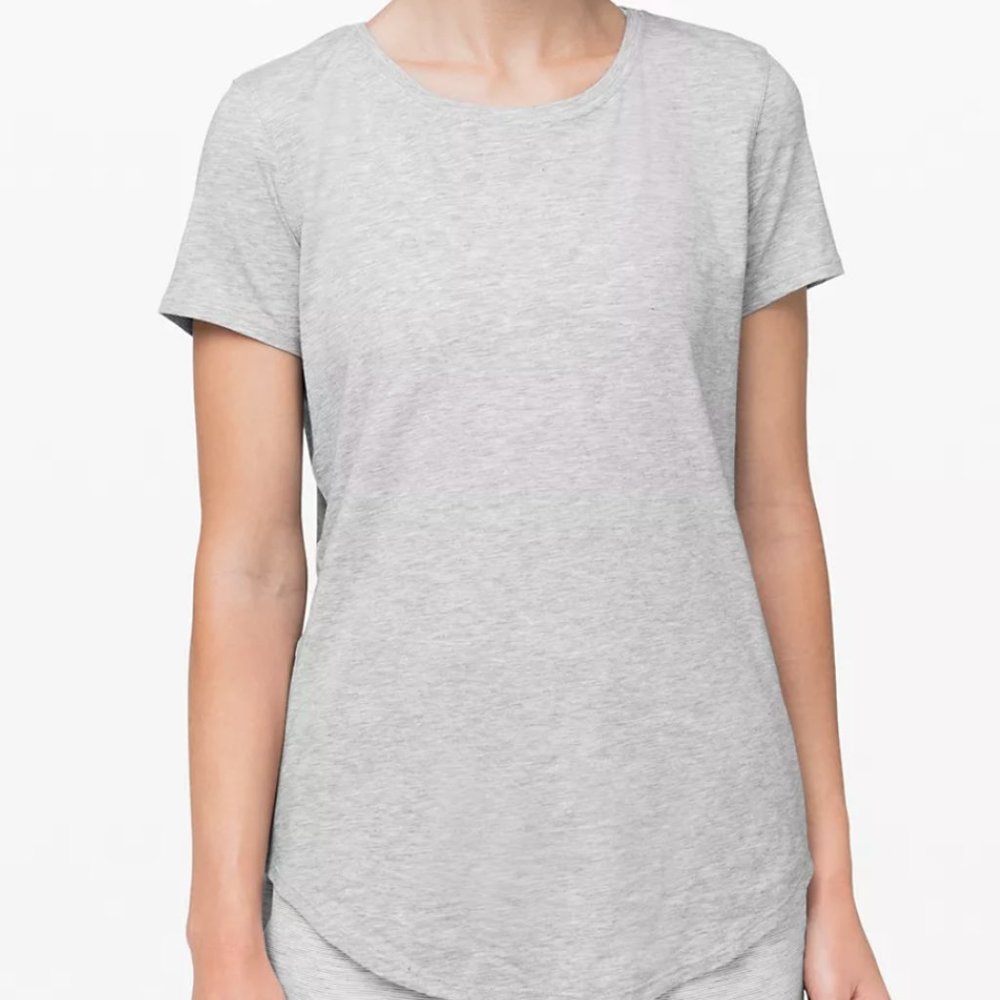 Grey ivivva short sleeve